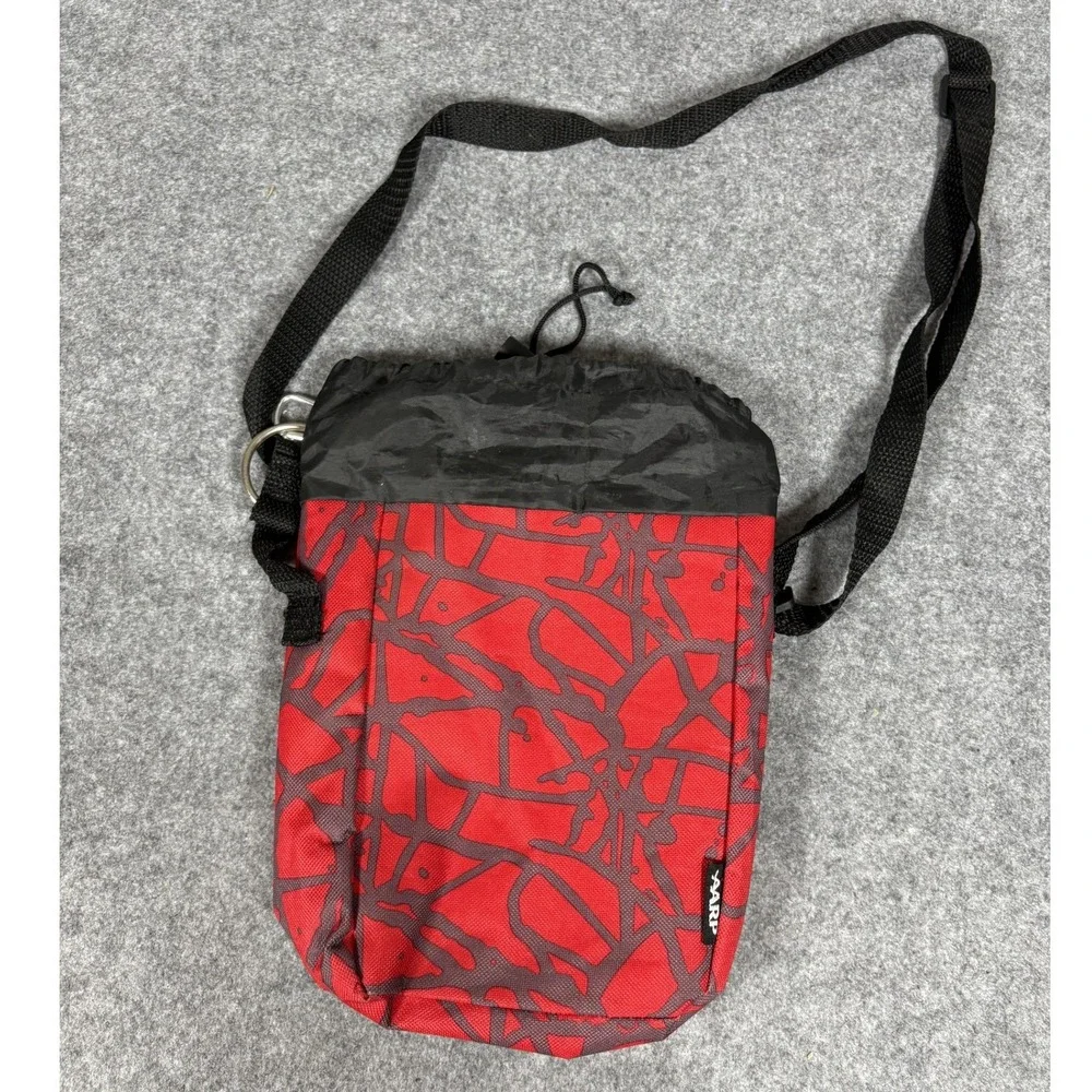 Yaarp Abstract Print Crossbody Utility Pouch One Size Red Black Insulated Bag